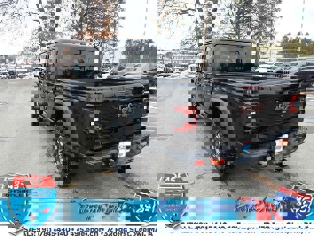 New 2026 Jeep Gladiator Mojave image 3