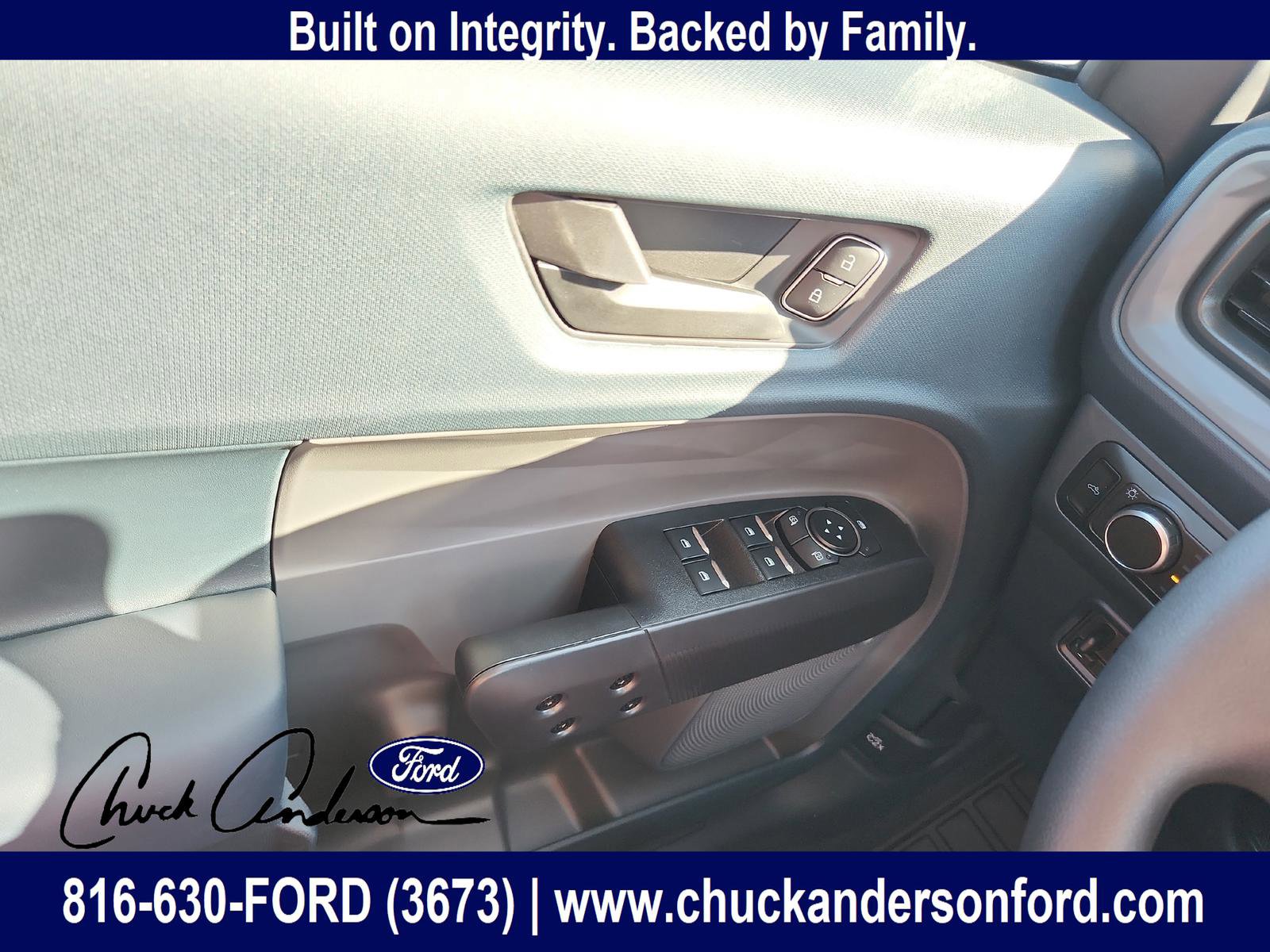 New 2025 Ford Maverick XLT w/ Black Appearance Package image 20