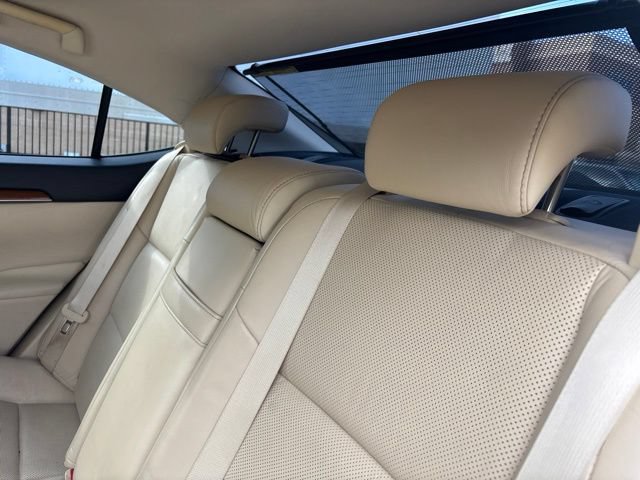Used 2013 Lexus ES 300h w/ Luxury Pkg FWD image 9