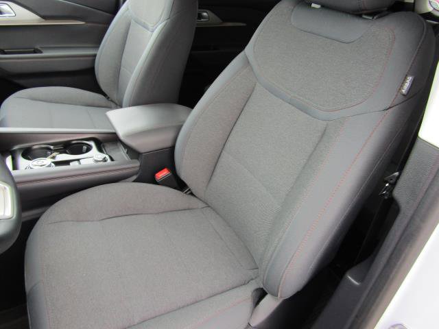 Used 2025 Ford Explorer Active AWD/4WD image 19