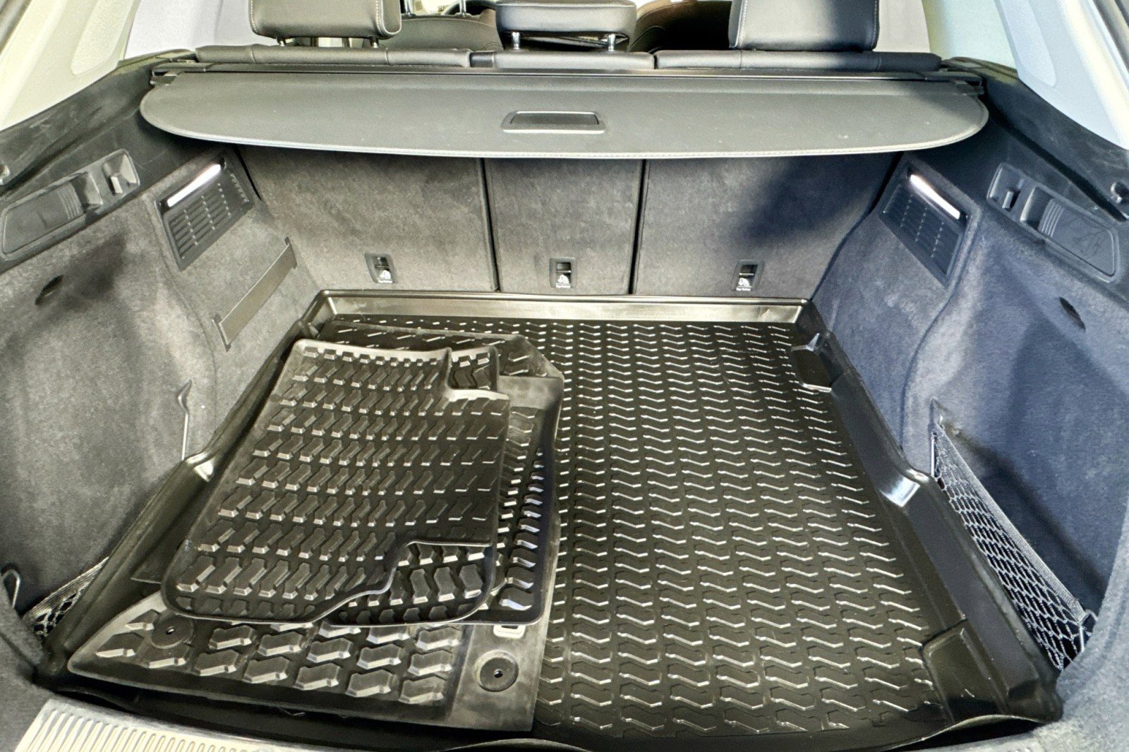 Used 2021 Audi Q5 Prestige w/ Prestige Package image 25