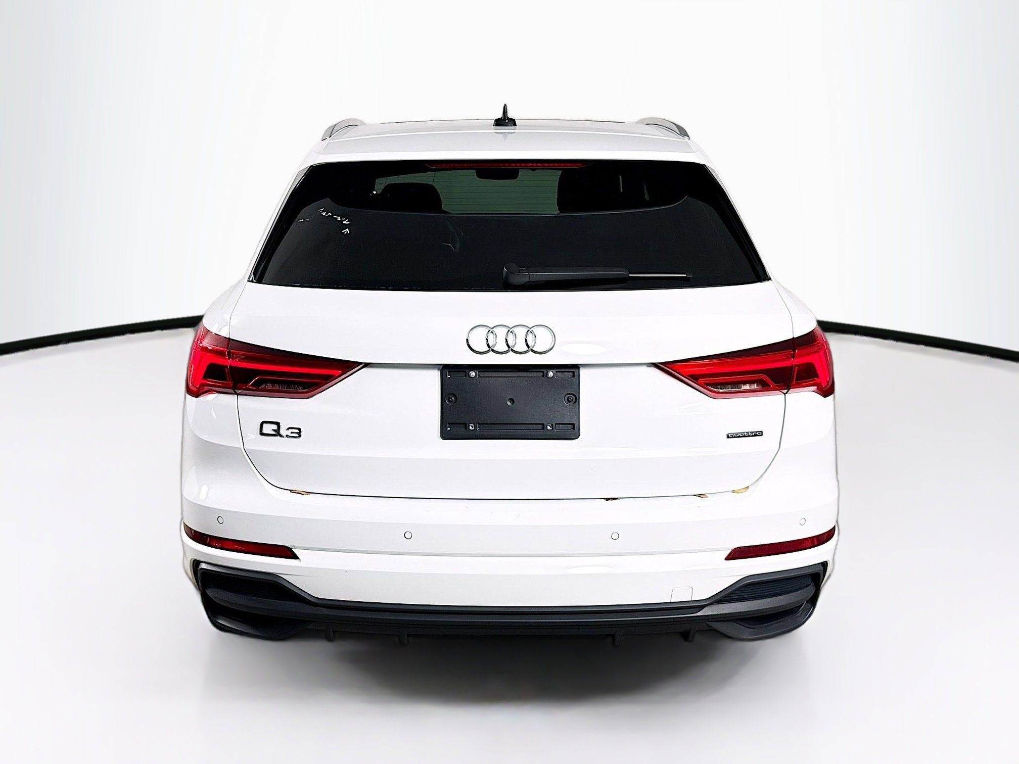 Used 2025 Audi Q3 2.0T Premium image 31