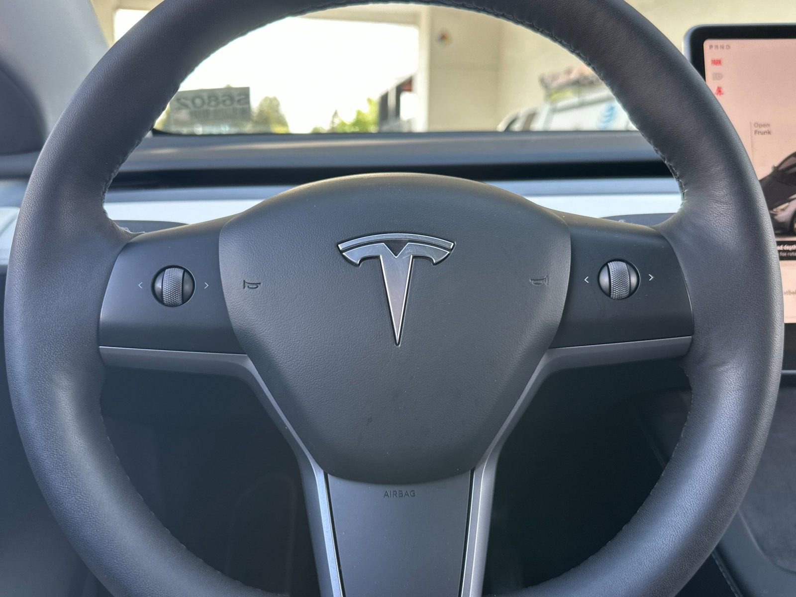 Used 2022 Tesla Model Y Long Range image 20