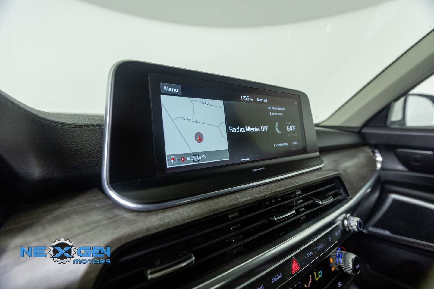 Used 2020 Kia Telluride EX w/ EX Premium Package image 18