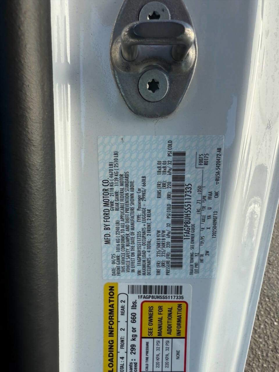 Used 2025 Ford Mustang Convertible image 15