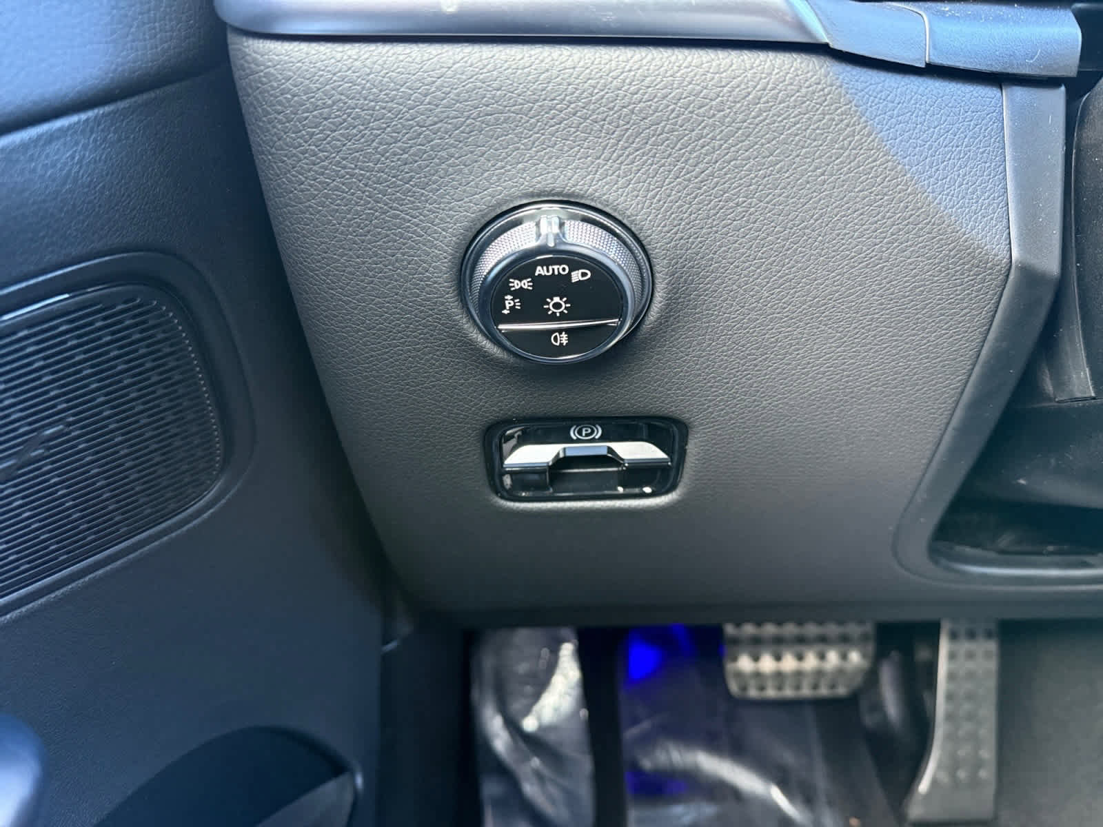 New 2026 Mercedes-Benz GLC 300 GLC 300 image 24