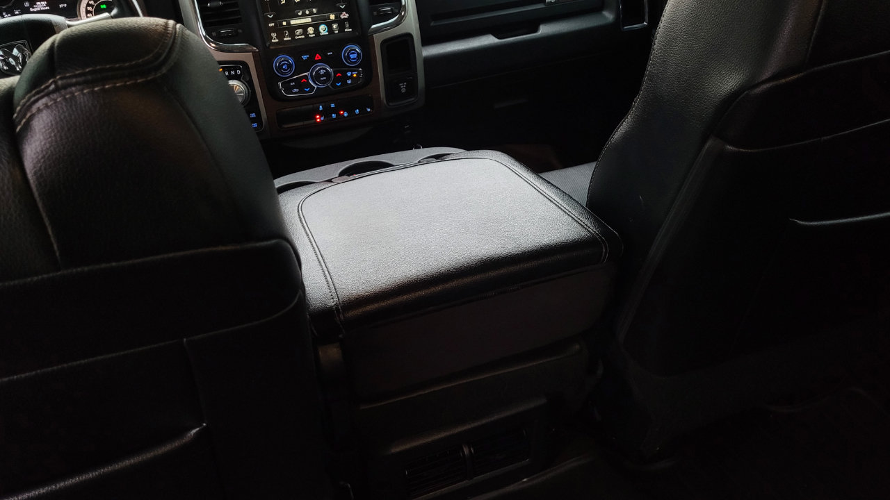 Used 2017 RAM 1500 Laramie AWD/4WD image 42