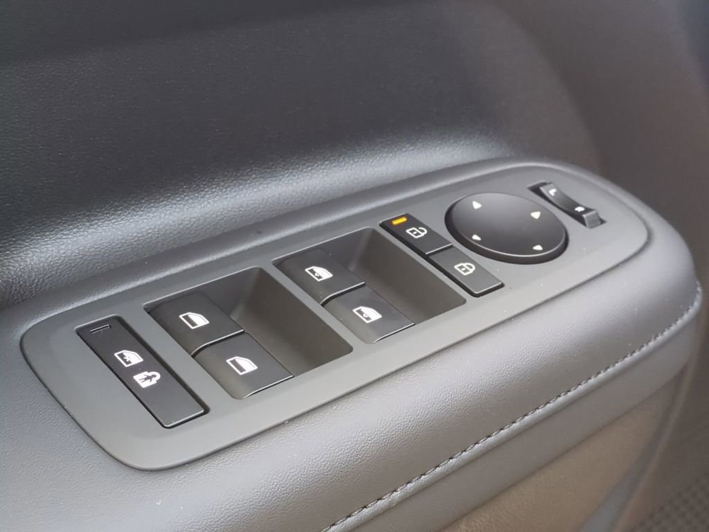 New 2026 Hyundai Santa Fe SEL image 31