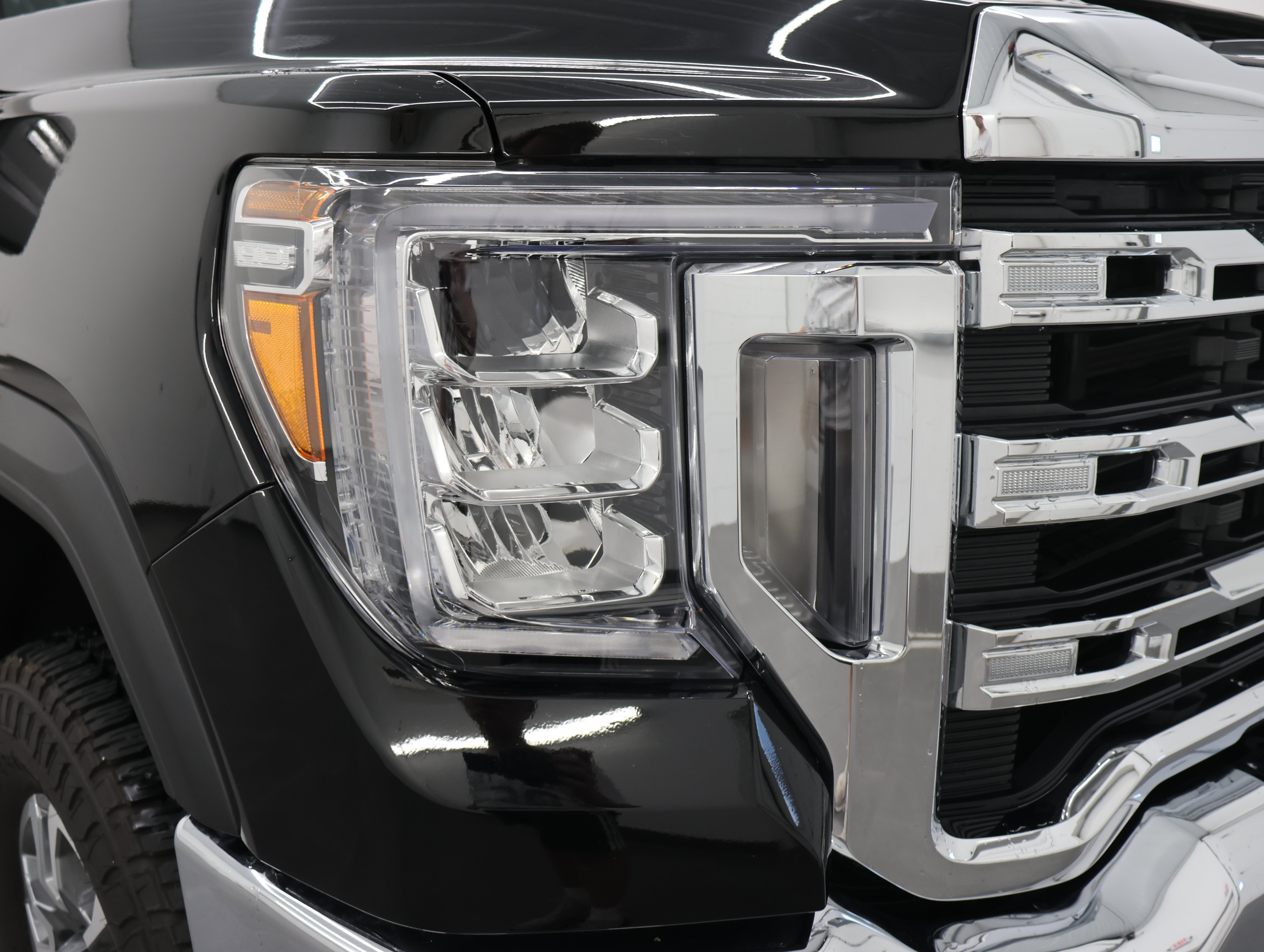 Used 2023 GMC Sierra 2500 SLE AWD/4WD image 21