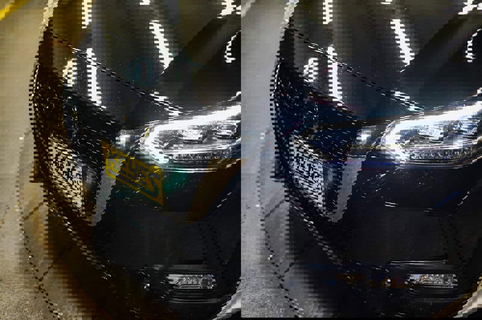 Used 2023 Nissan Sentra SR w/ SR Premium Package image 8