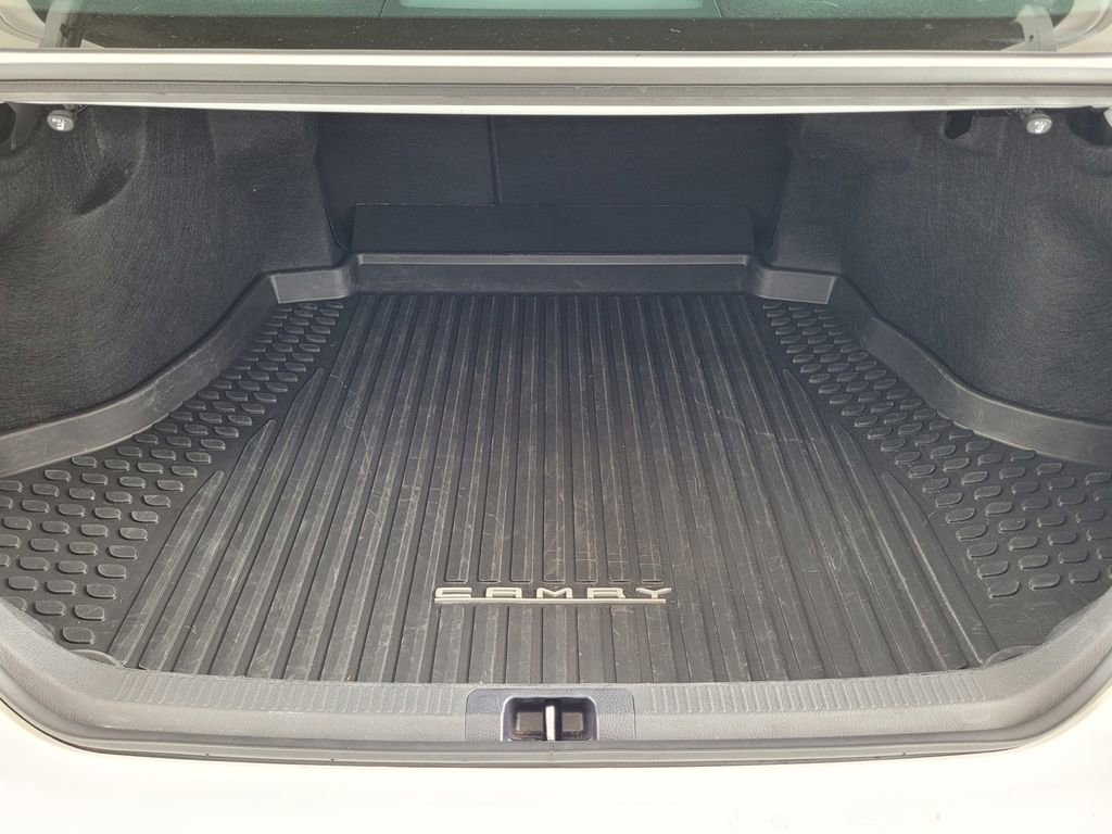 Used 2026 Toyota Camry SE FWD image 25