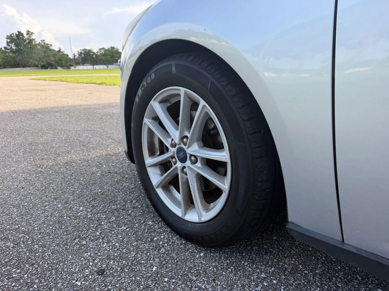 Used 2017 Ford Focus SE FWD image 21