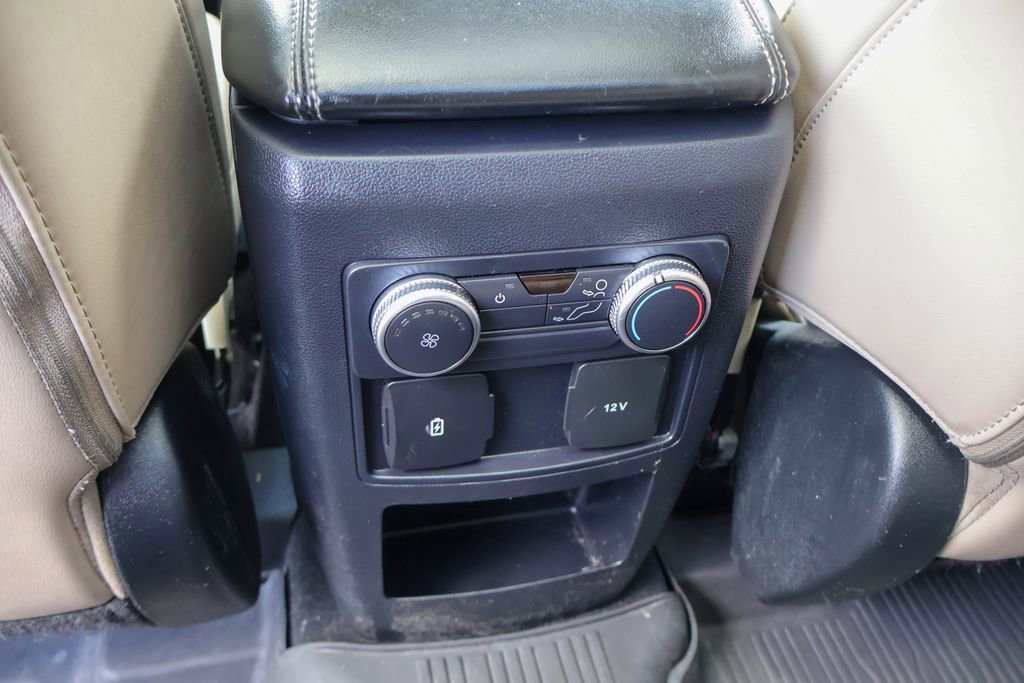 Used 2021 Ford Explorer XLT w/ Equipment Group 202A image 24
