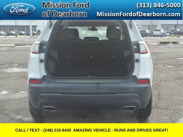 Used 2019 Jeep Cherokee Latitude Plus AWD/4WD image 8