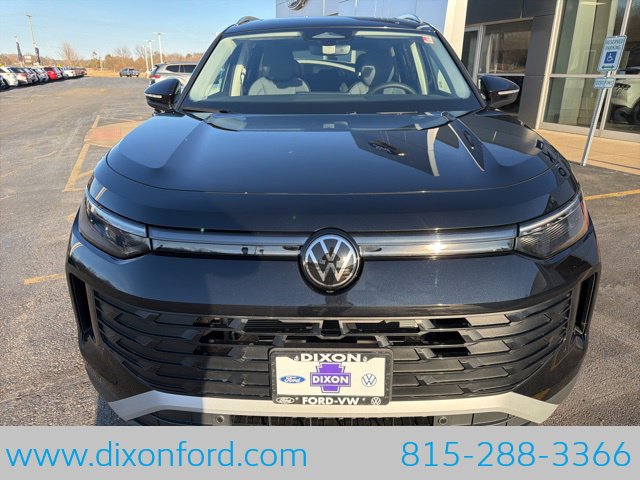 New 2026 Volkswagen Tiguan SE AWD/4WD image 2