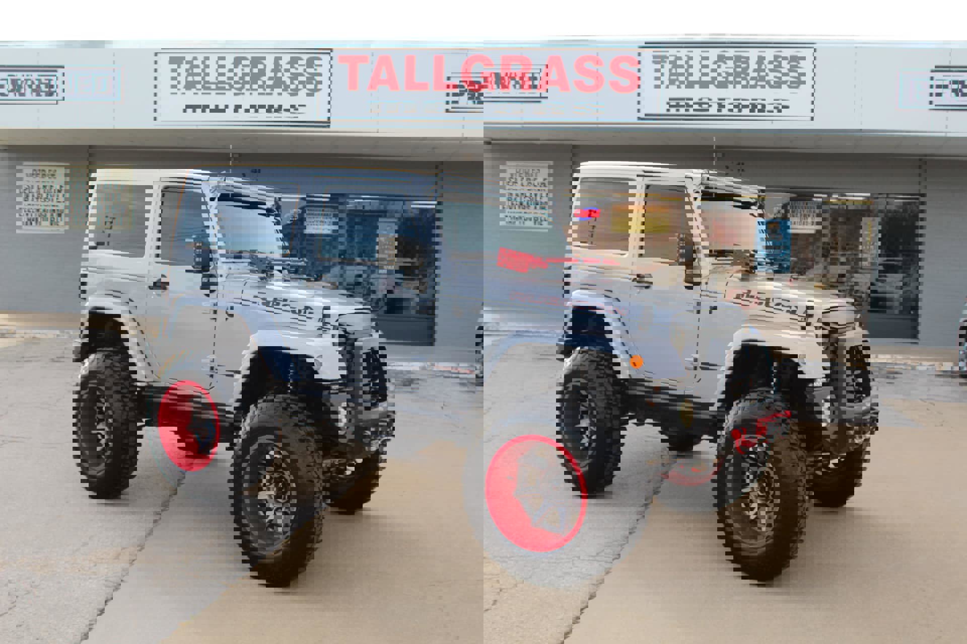 Used 2014 Jeep Wrangler Rubicon w/ Power Convenience Group image 2