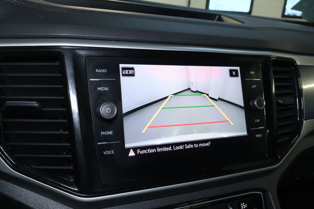 Used 2021 Volkswagen Atlas SEL R-Line image 33