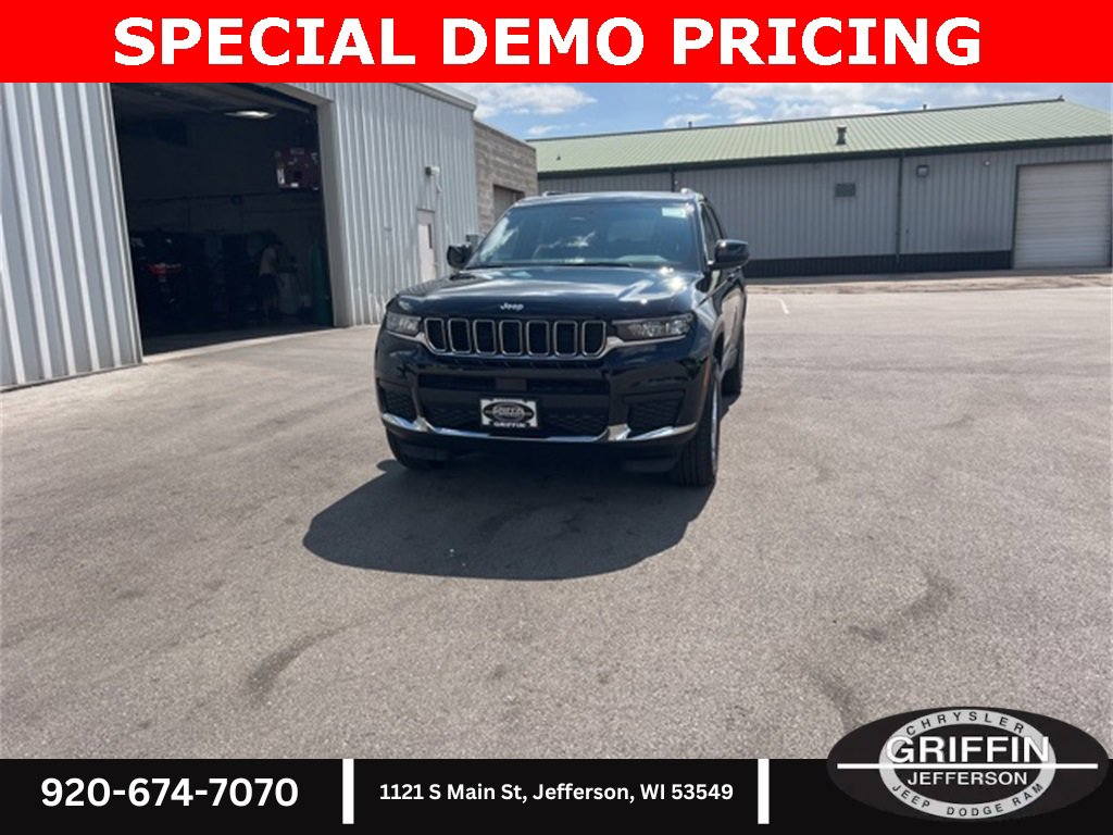 New 2025 Jeep Grand Cherokee L Laredo w/ Luxury Tech Group I image 4