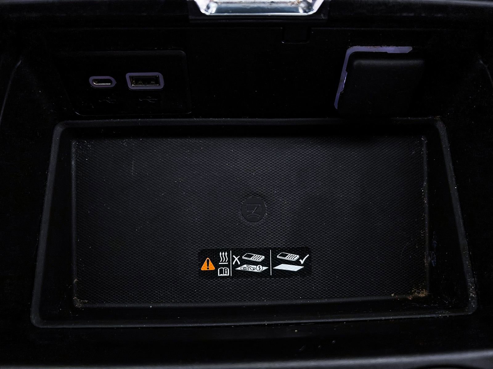 Used 2022 GMC Yukon XL Denali w/ Denali Ultimate Package image 32