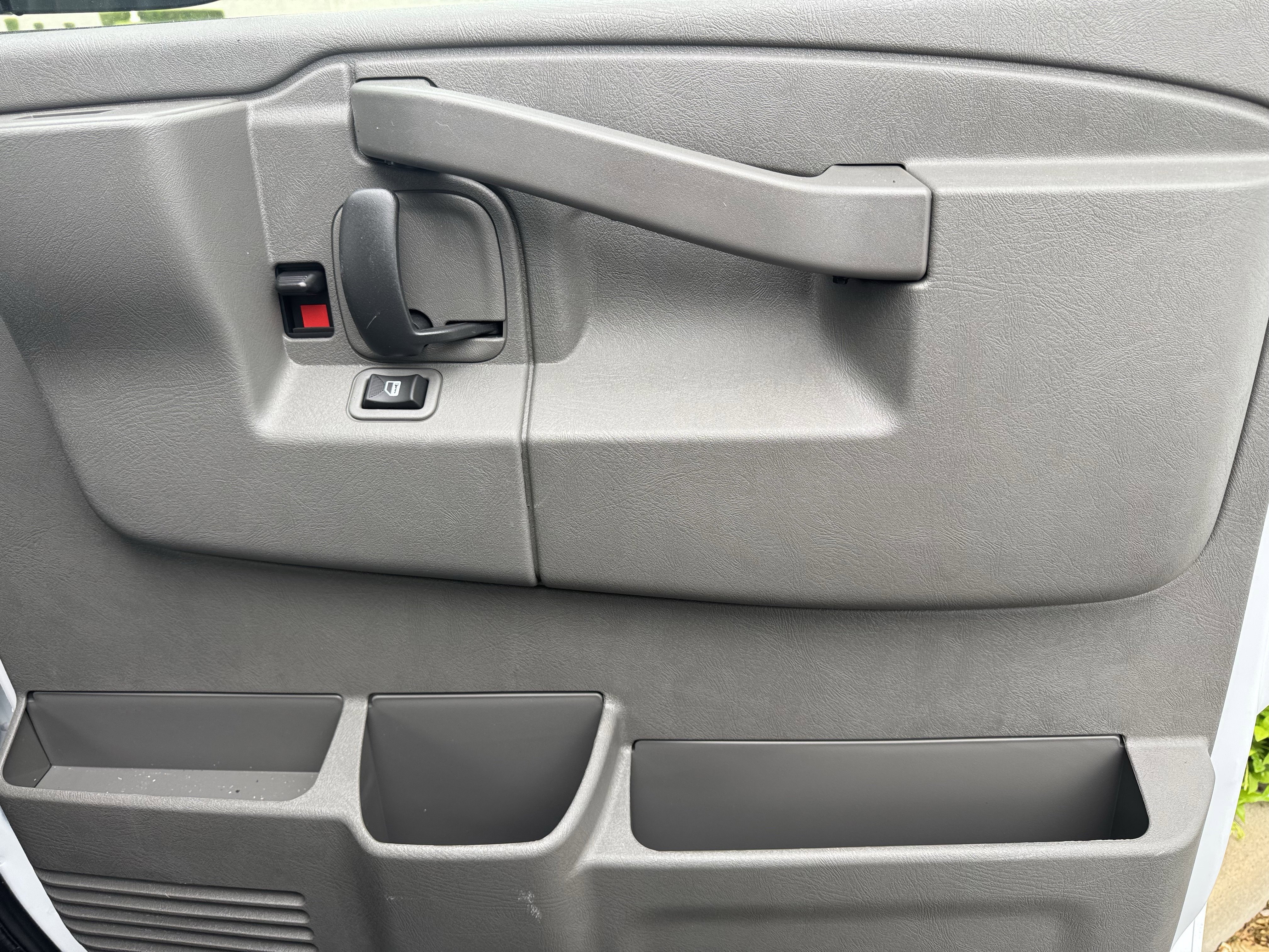 New 2026 Chevrolet Express 2500 w/ Driver Convenience Package image 19