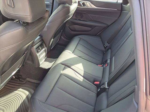 Used 2023 BMW i4 eDrive40 w/ Premium Package RWD image 17