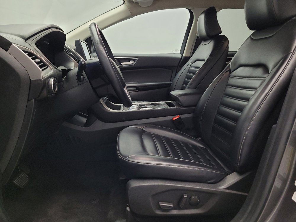 Used 2023 Ford Edge SEL image 17