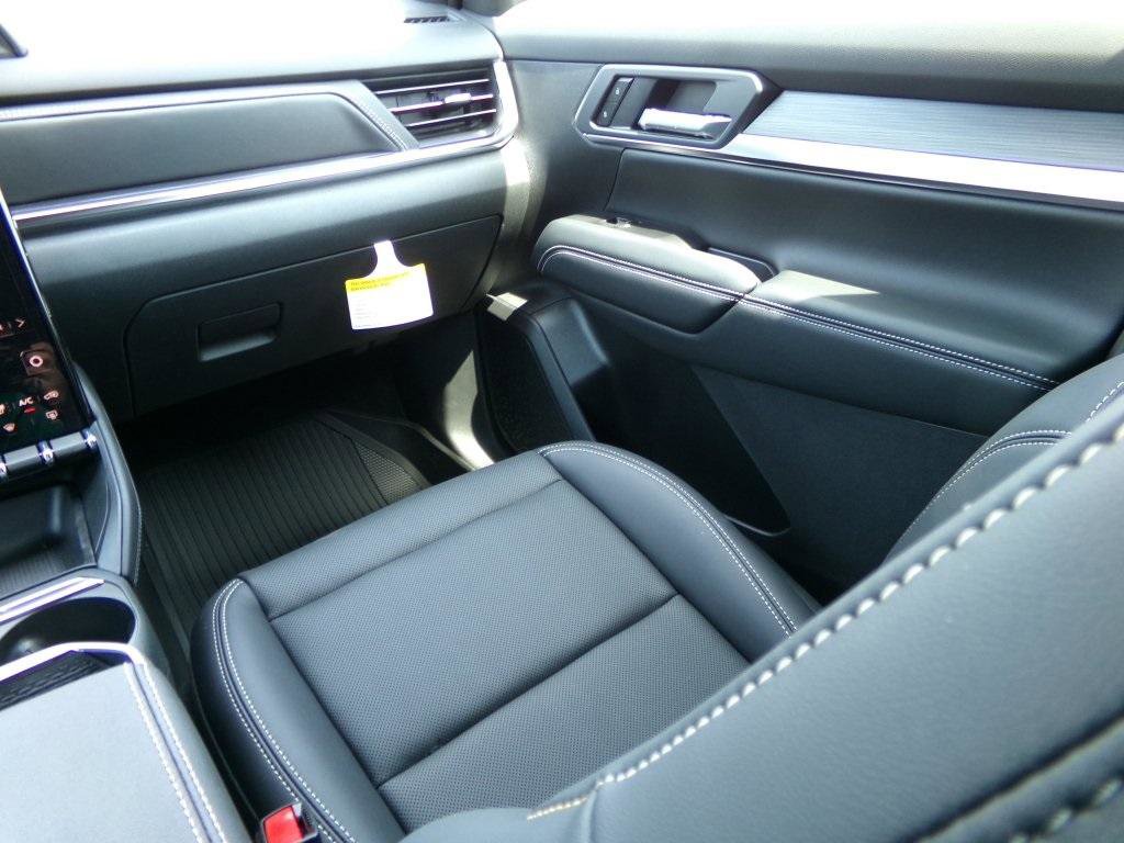 New 2026 GMC Terrain Elevation w/ Elevation Premium Package image 9