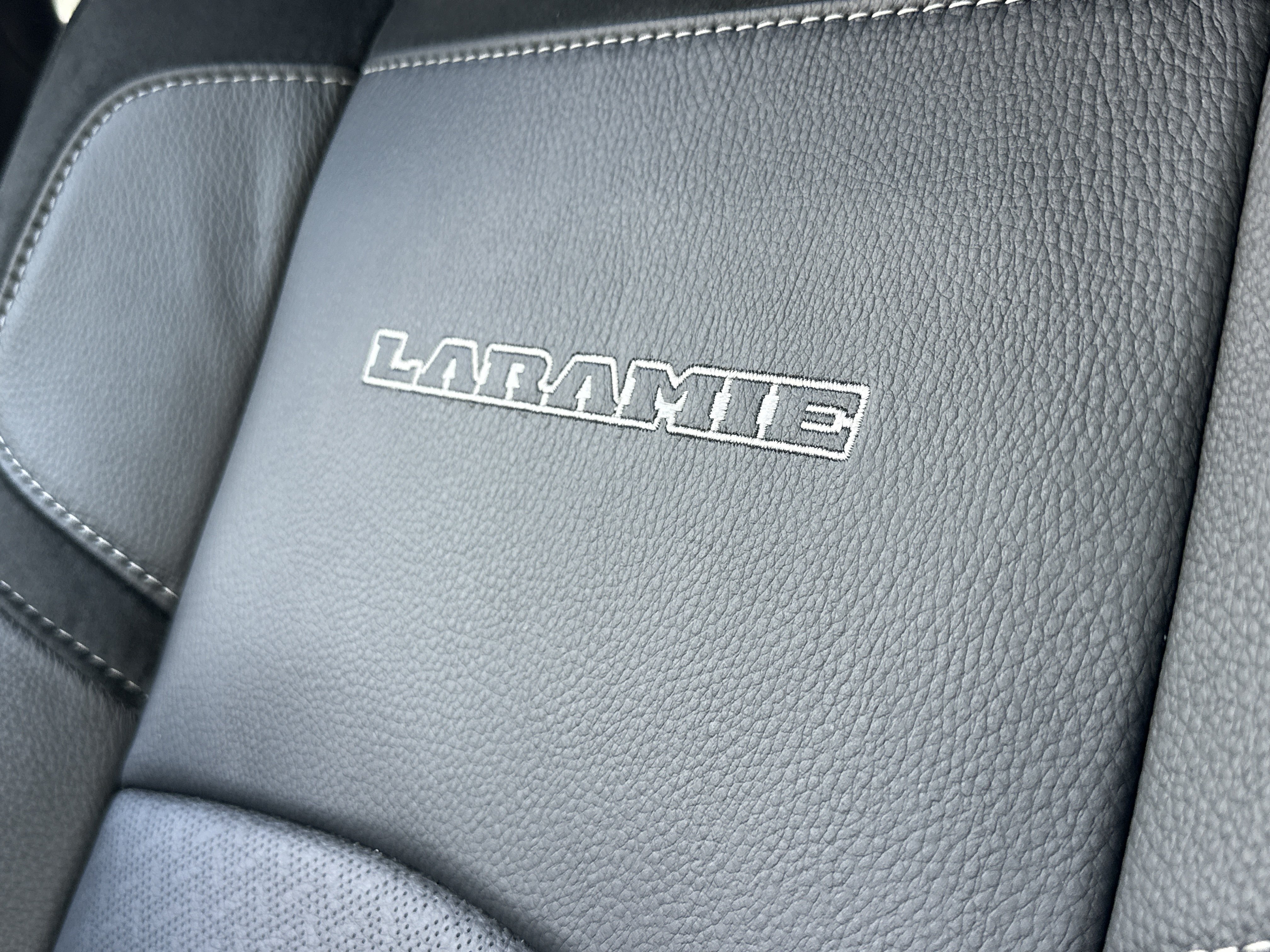 New 2026 RAM 5500 4x4 Crew Cab w/ Laramie Trim Package image 4