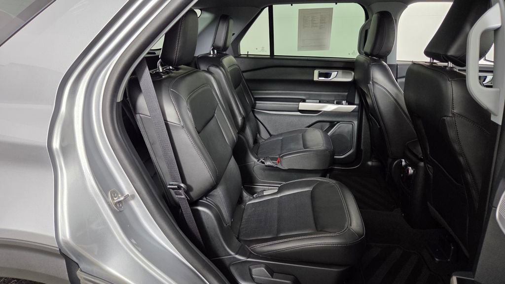 Used 2023 Ford Explorer Limited w/ Equipment Group 301A image 36