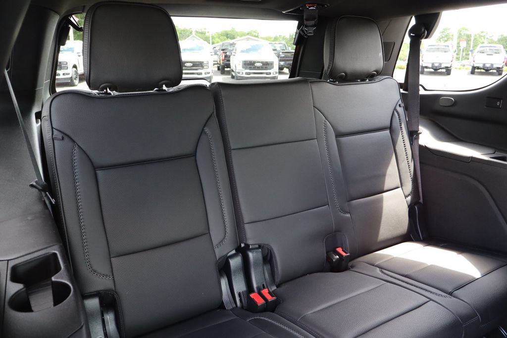 Used 2023 GMC Yukon Denali AWD/4WD image 36