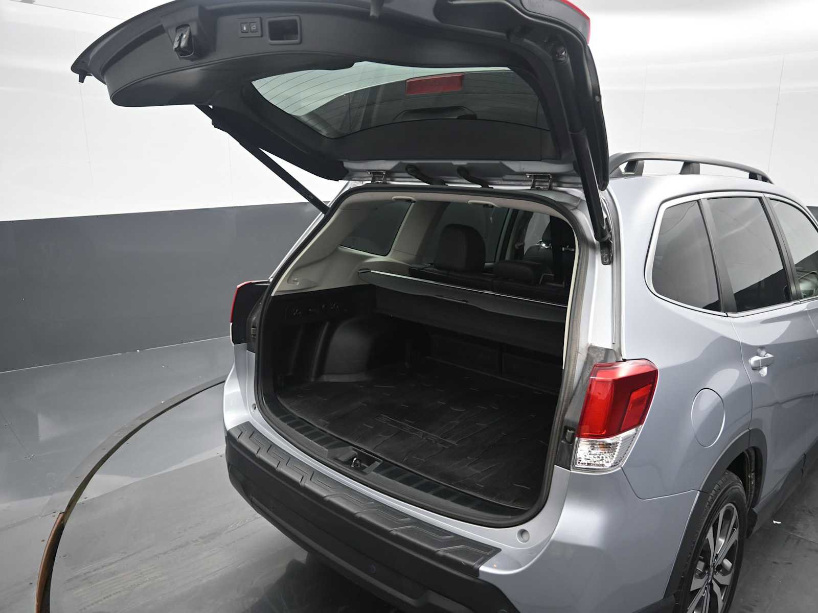 Used 2022 Subaru Forester Limited w/ Popular Package #2 AWD/4WD image 13