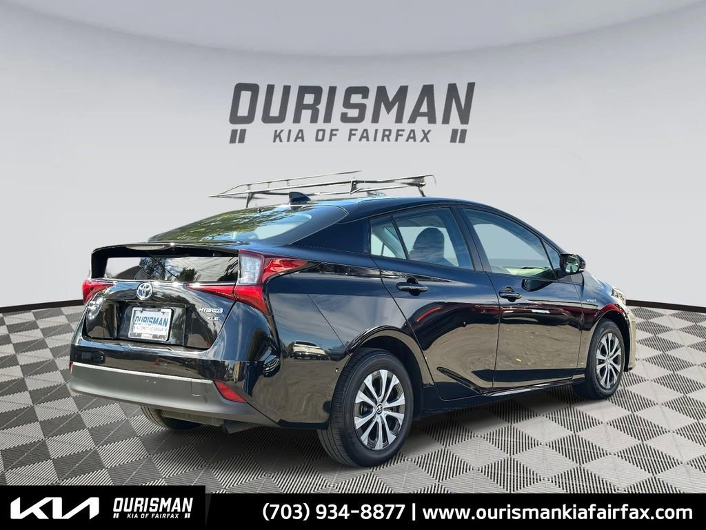 Used 2022 Toyota Prius XLE image 27