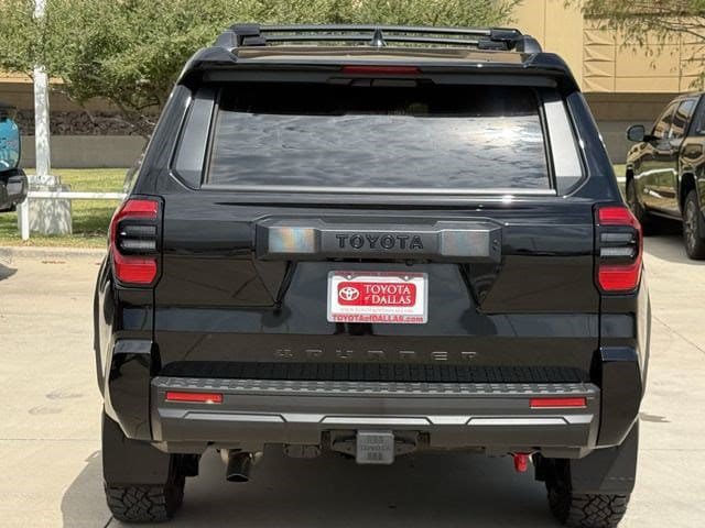 New 2026 Toyota 4Runner SR5 AWD/4WD image 5