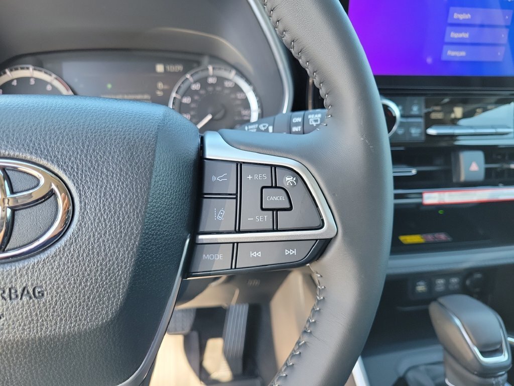 New 2026 Toyota Highlander XLE AWD/4WD image 27