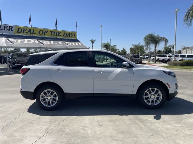 Used 2023 Chevrolet Equinox LT w/ Driver Convenience Package AWD/4WD image 9