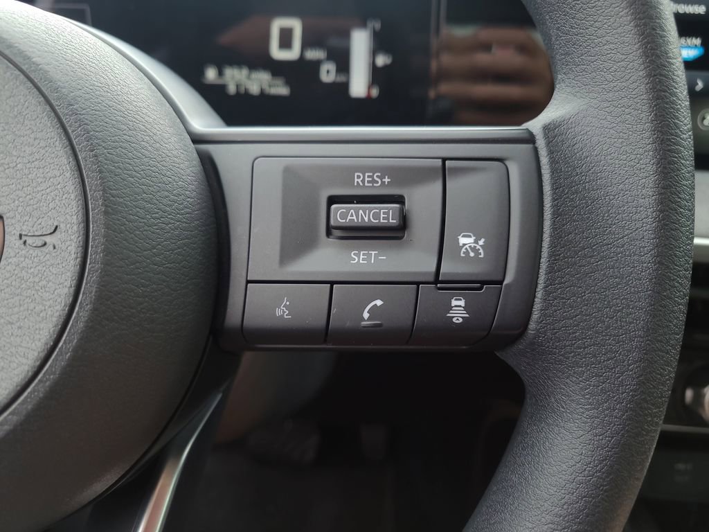 Certified 2025 Nissan Kicks SV FWD image 24