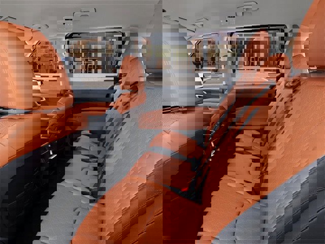 New 2026 Kia Carnival EX image 18