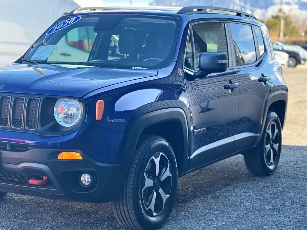 Used 2020 Jeep Renegade Trailhawk w/ Cold Weather Group image 37