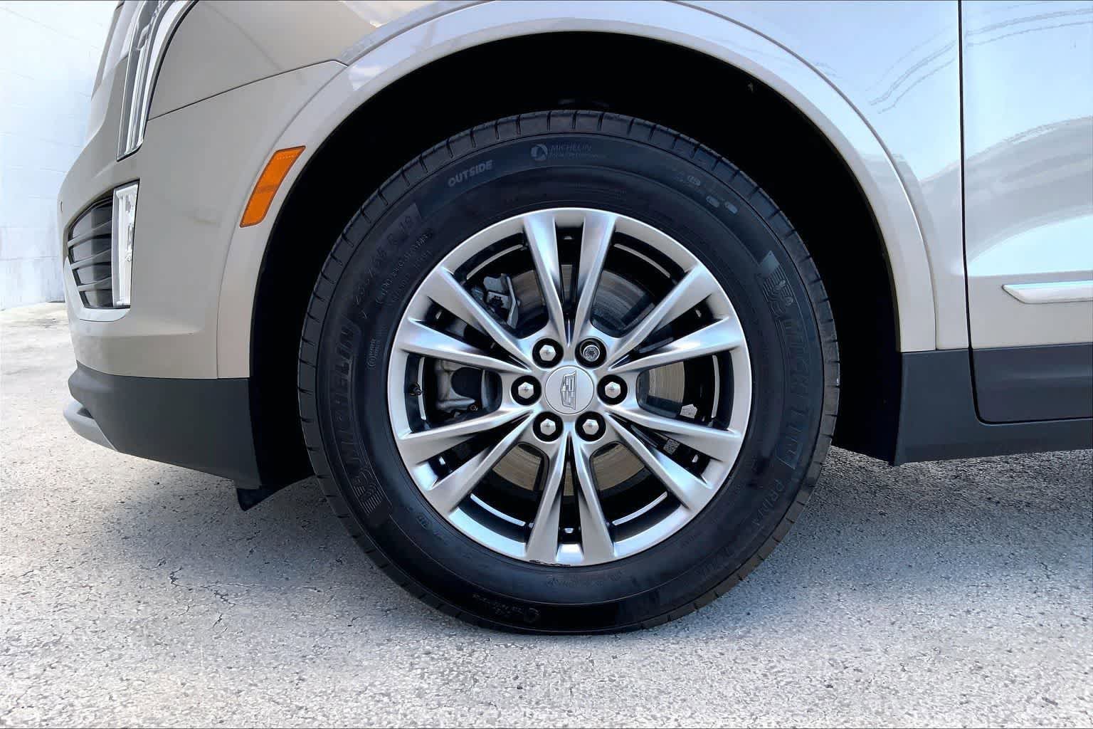 Used 2023 Cadillac XT5 Premium Luxury AWD/4WD image 9