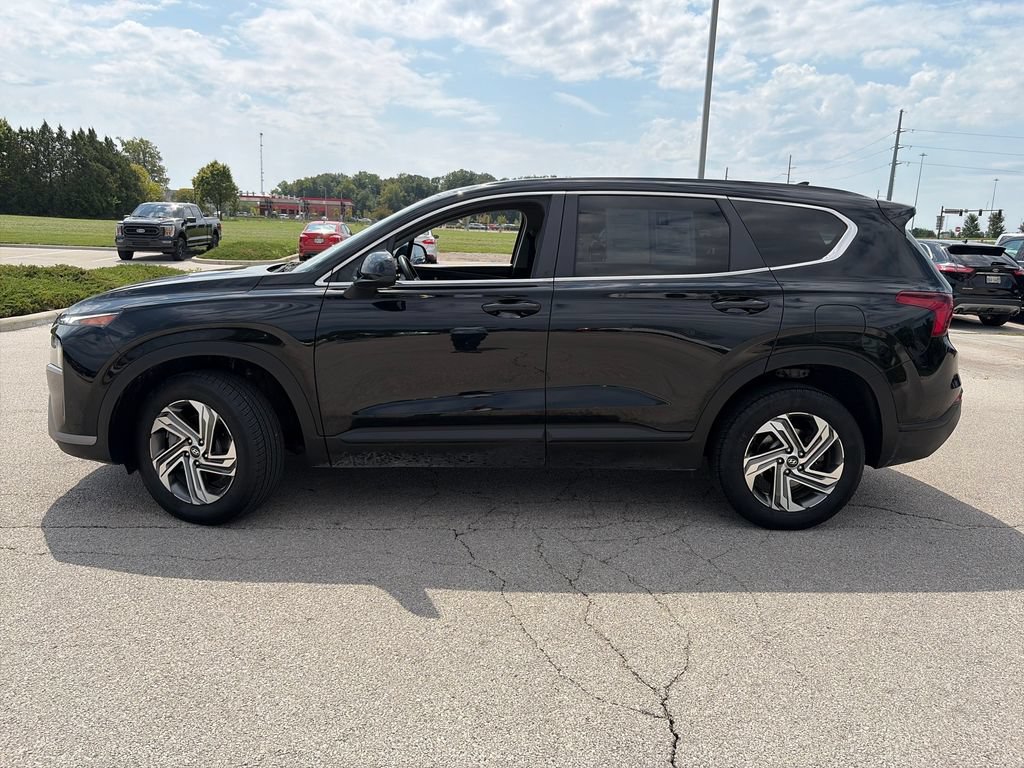 Used 2021 Hyundai Santa Fe SE AWD/4WD image 4
