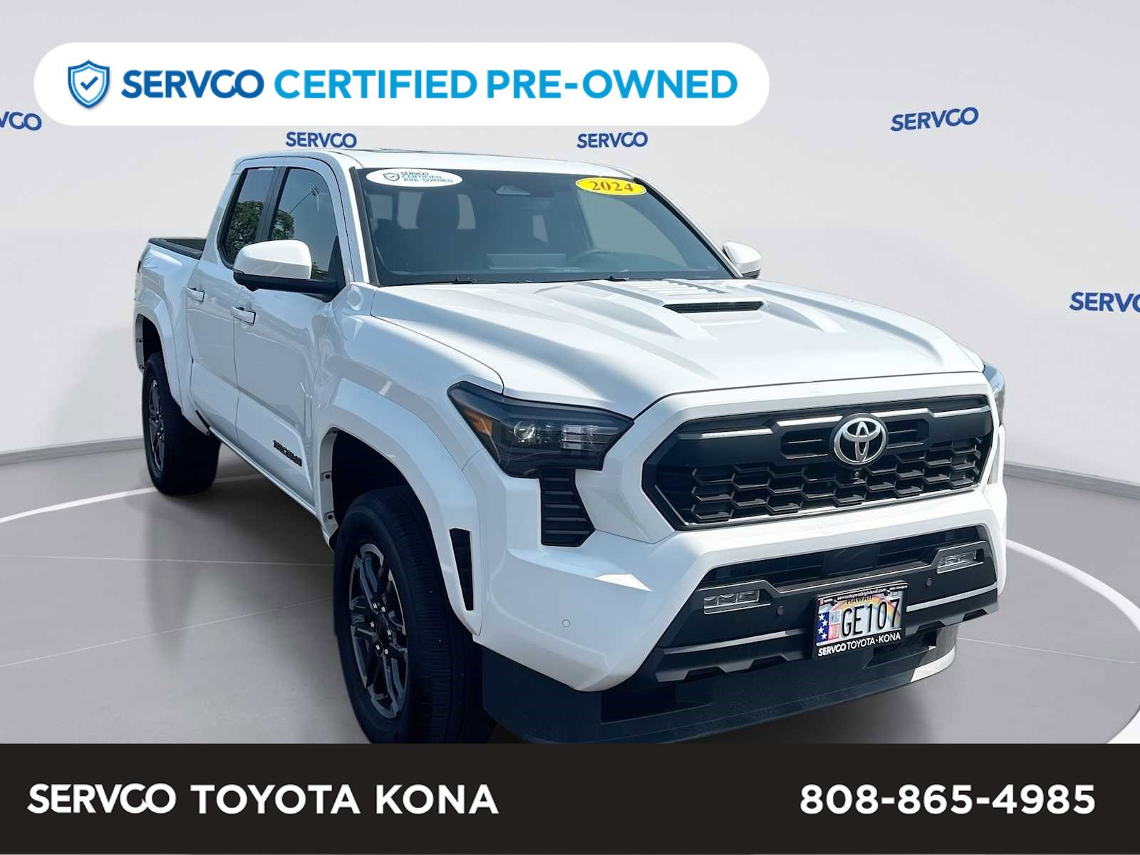 Used 2024 Toyota Tacoma TRD Sport AWD/4WD image 1