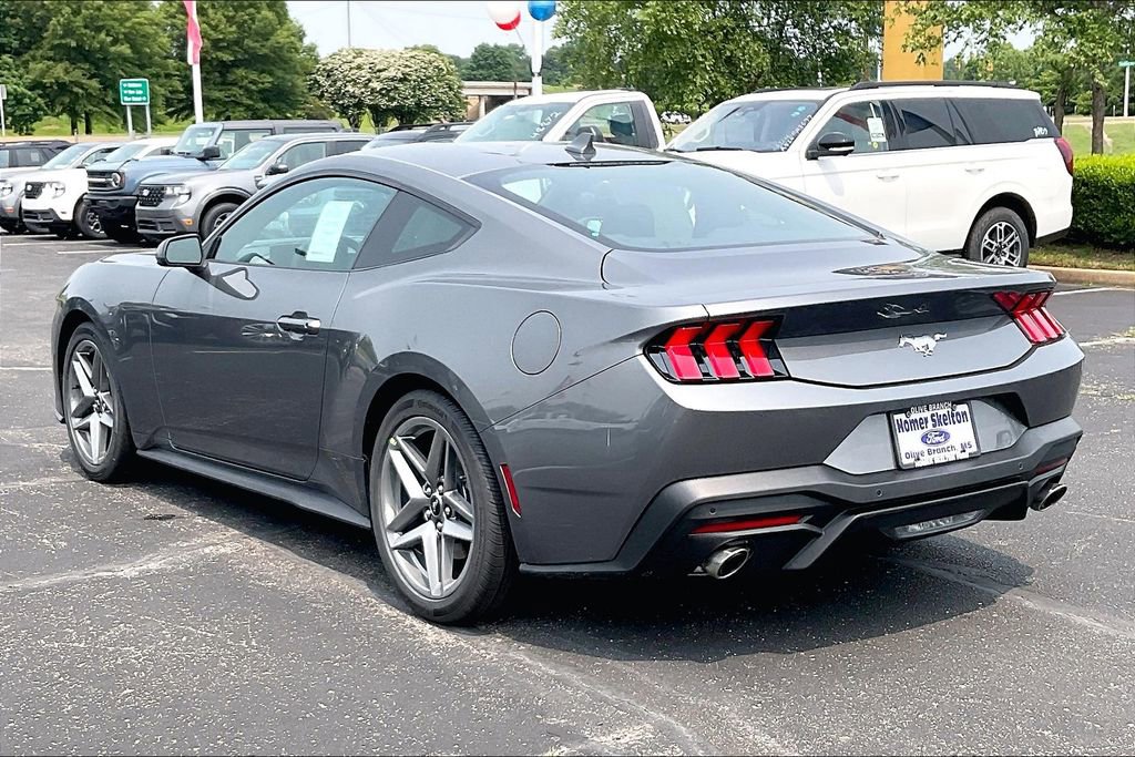 New 2025 Ford Mustang Coupe image 3