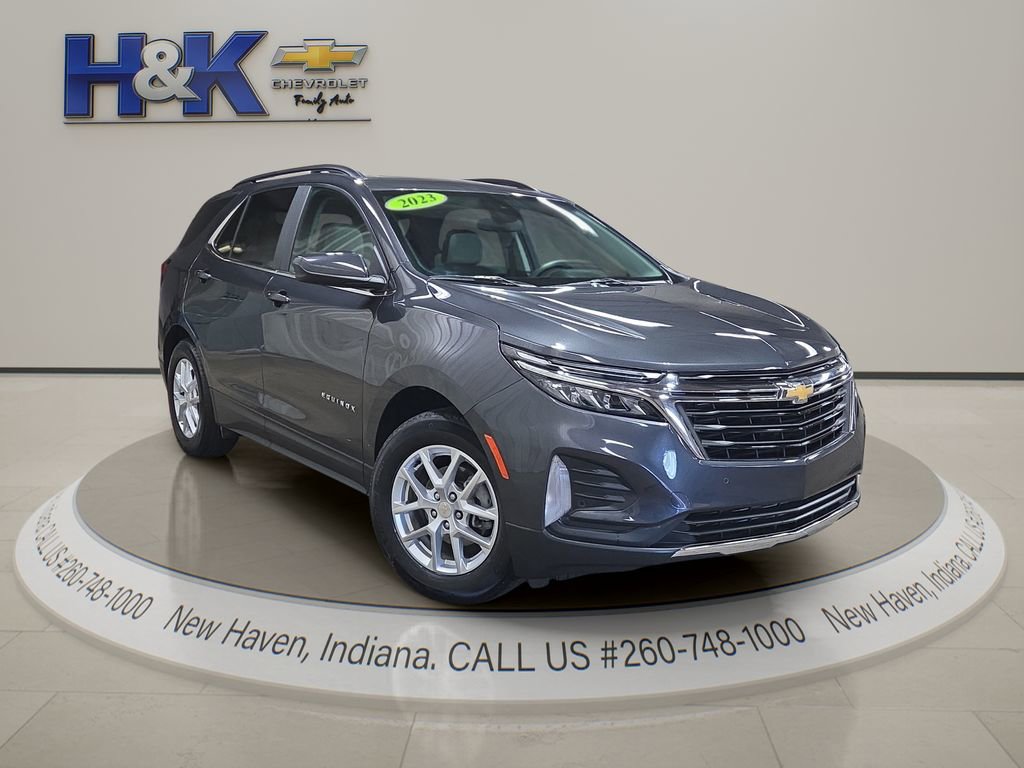 Used 2023 Chevrolet Equinox LT FWD image 1