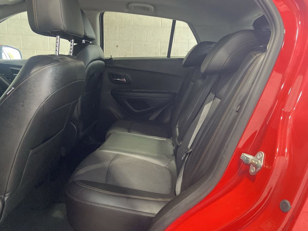 Used 2017 Chevrolet Trax LT w/ LT Convenience Package image 23