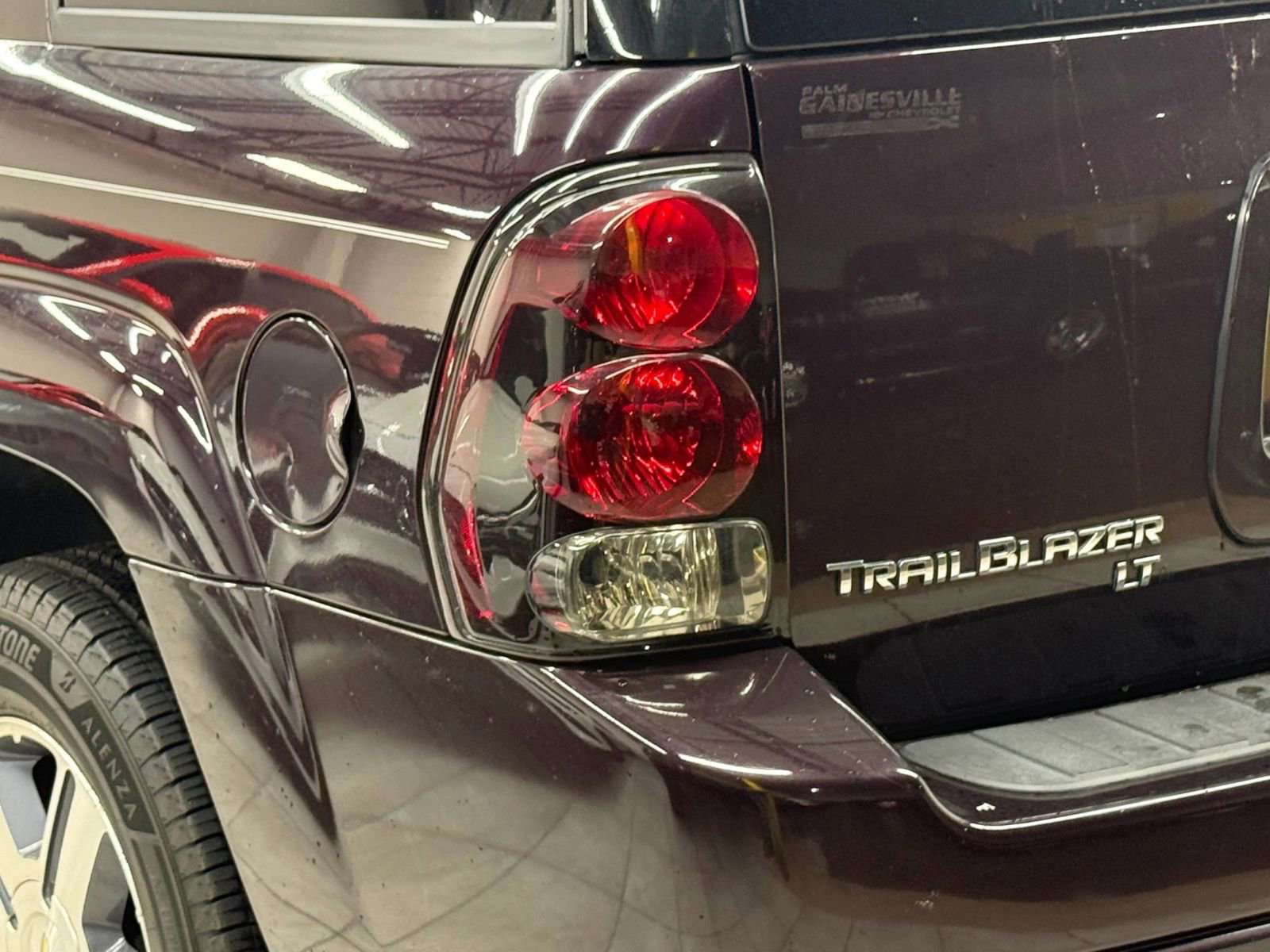 Used 2008 Chevrolet TrailBlazer LT w/ Sun And Sound Package RWD image 12
