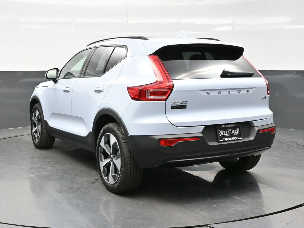 New 2026 Volvo XC40 B5 Plus w/ Climate Package AWD/4WD image 5