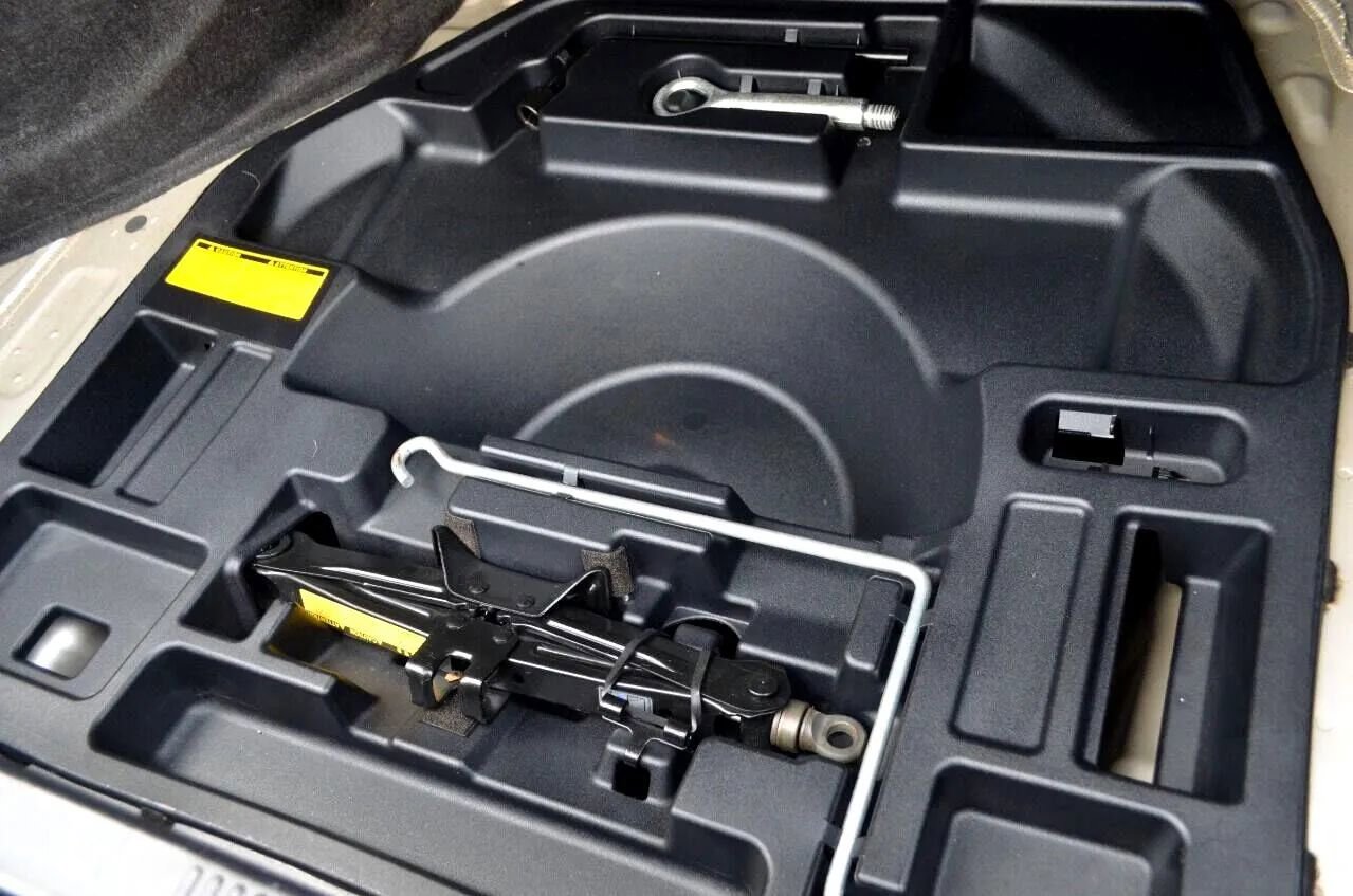 Used 2012 Lexus HS 250h image 44