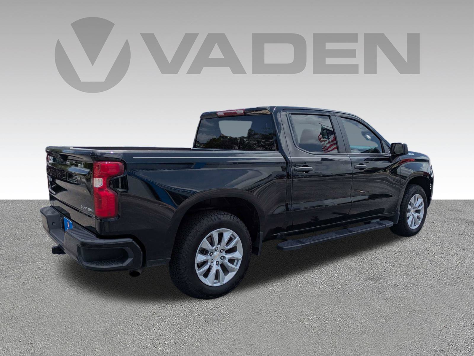 Used 2023 Chevrolet Silverado 1500 Custom RWD image 23