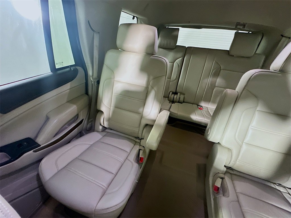 Used 2020 GMC Yukon Denali w/ Open Road Package image 12