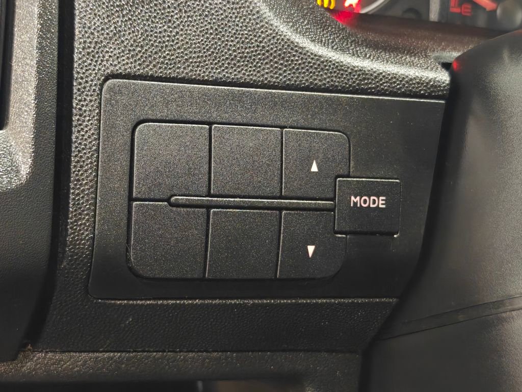 Used 2015 RAM ProMaster 2500 w/ Interior Convenience Group image 10